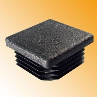 img/t_tappi_in_polietilene_quadrati_lamellari_per_tubolari.jpg